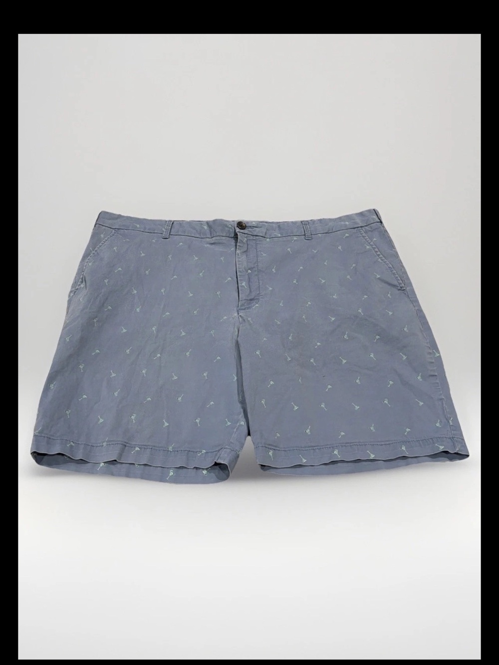 IZOD Advantage Performance Mens Blue Martini Embroidered Chino Shorts 42 X 9.5